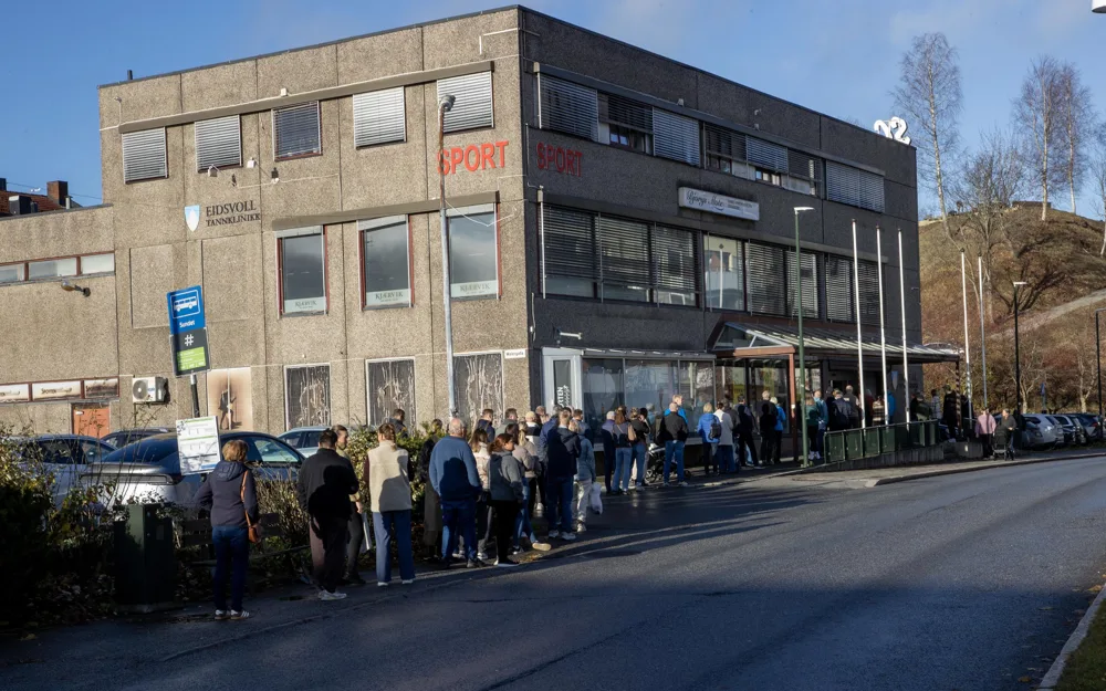 Kø i barsel, kø i begravelse Kø i barsel, kø i begravelse