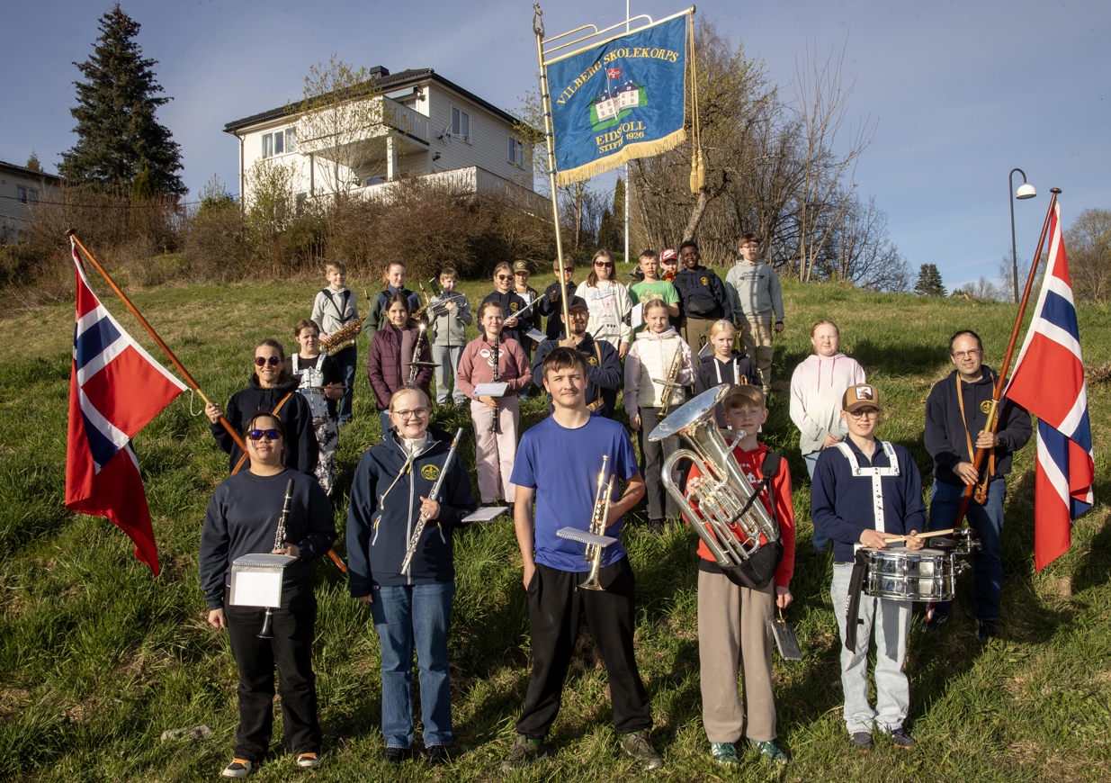 Tirsdag kveld hadde Vilberg Skolekorps marsjøving i Sundet. Her er korpset rett før avmarsj