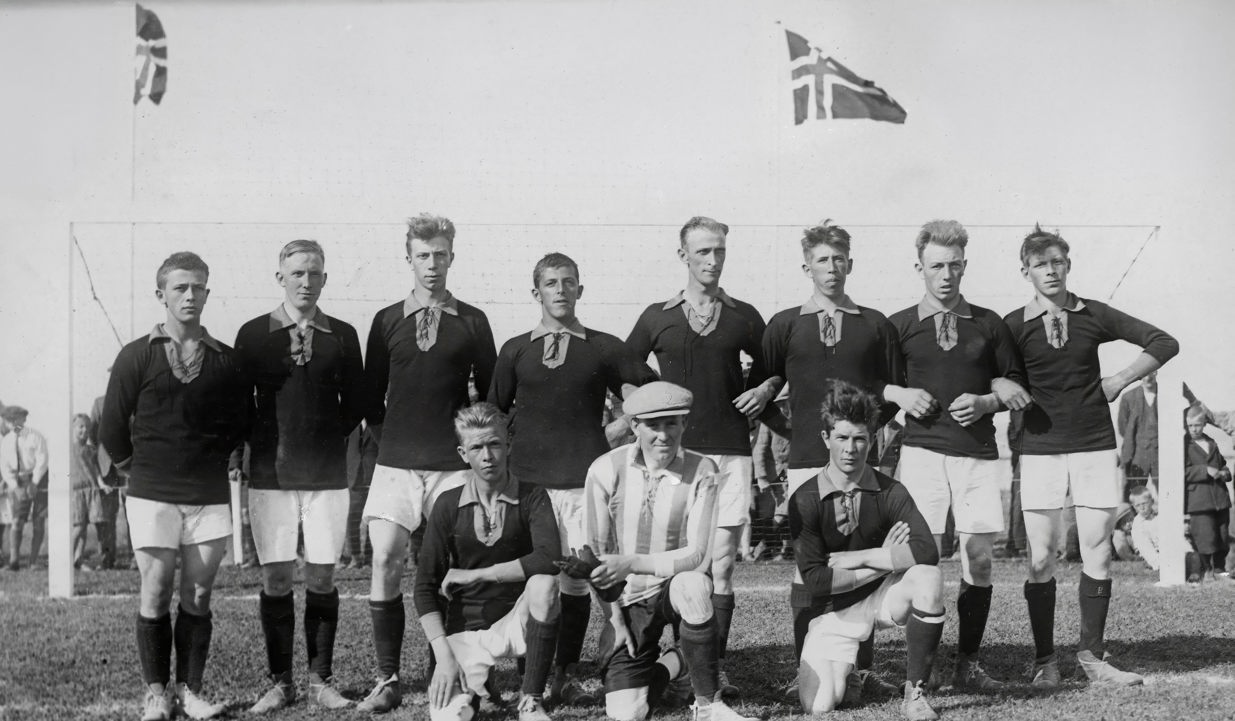 EIFs lag under åpningskampen mot Lyn 1. august 1926