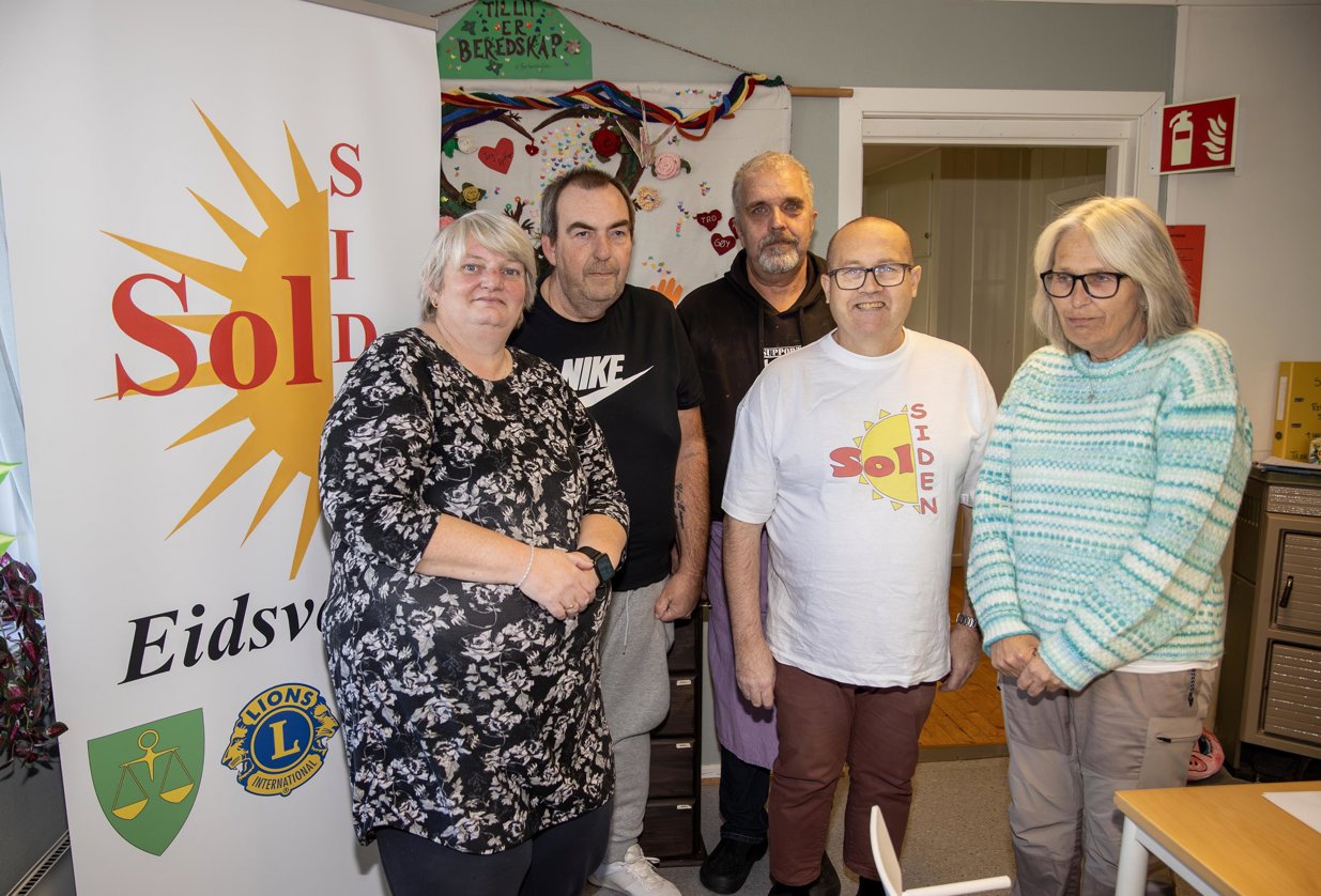 Solsiden - Fra venstre Anne Sumstad Storås, Roger Hansen, Ståle Storås, Bjørn Hushagen og Anne Berit Engen
